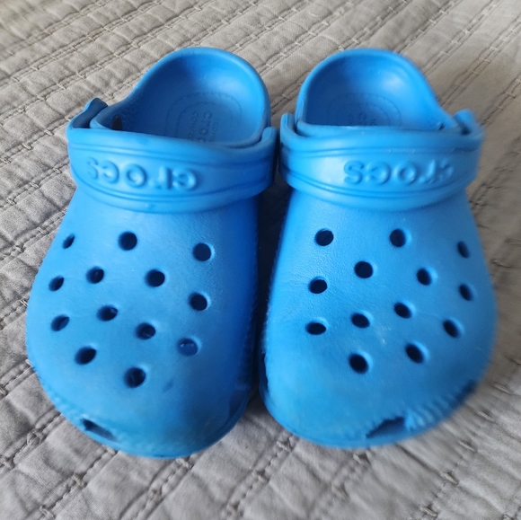 CROCS Other - Crocs Child Size C8